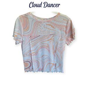 Mesh Patterned Lettuce-Trim Tee by Cloud Dancer, Medium